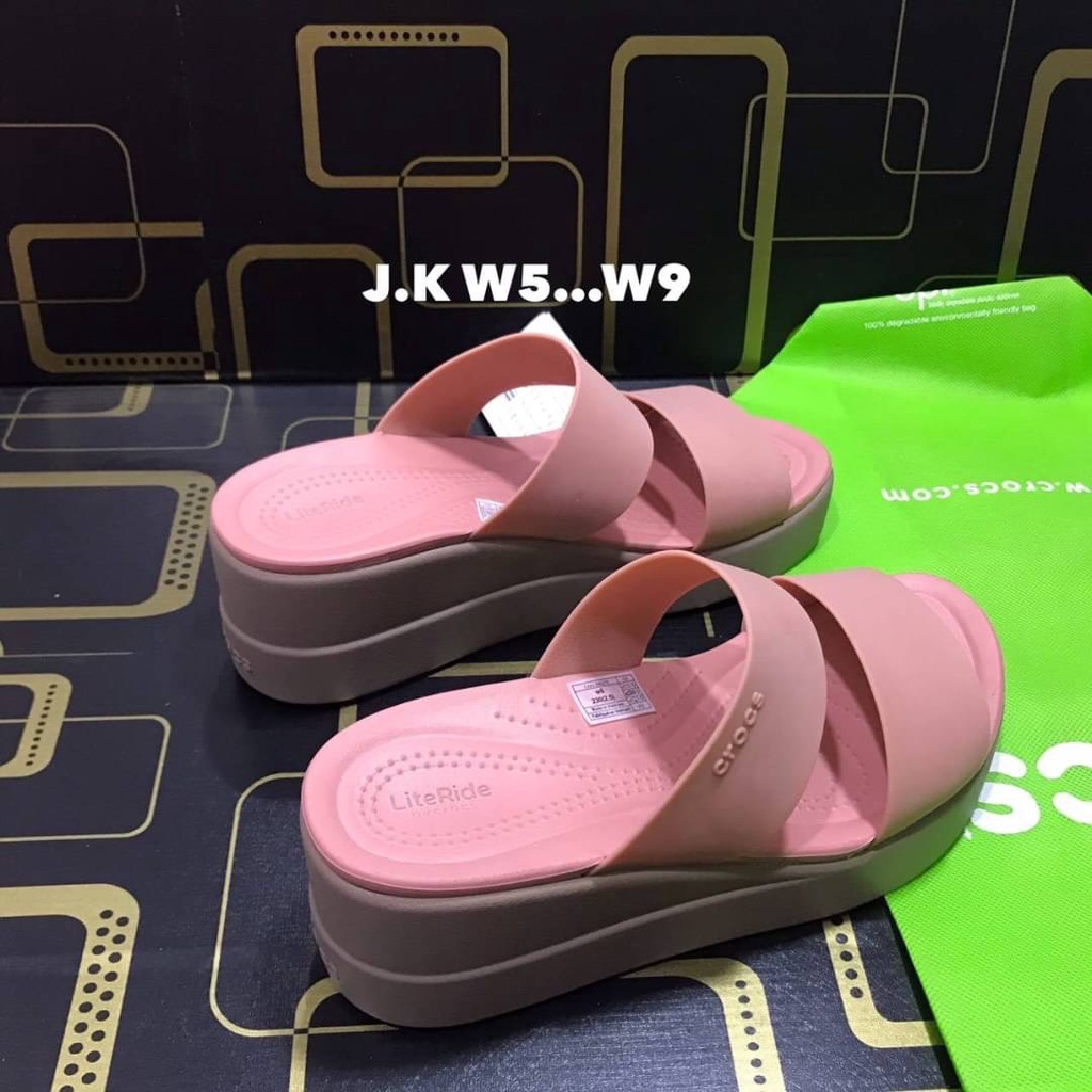 CROCS Brooklyn Mid รองเท้าส้นสูงผู้หญิง หนุมๆไส่สบาย มีหลายสี ไซส์ W5--W9🚛พร้อมส่ง🚛