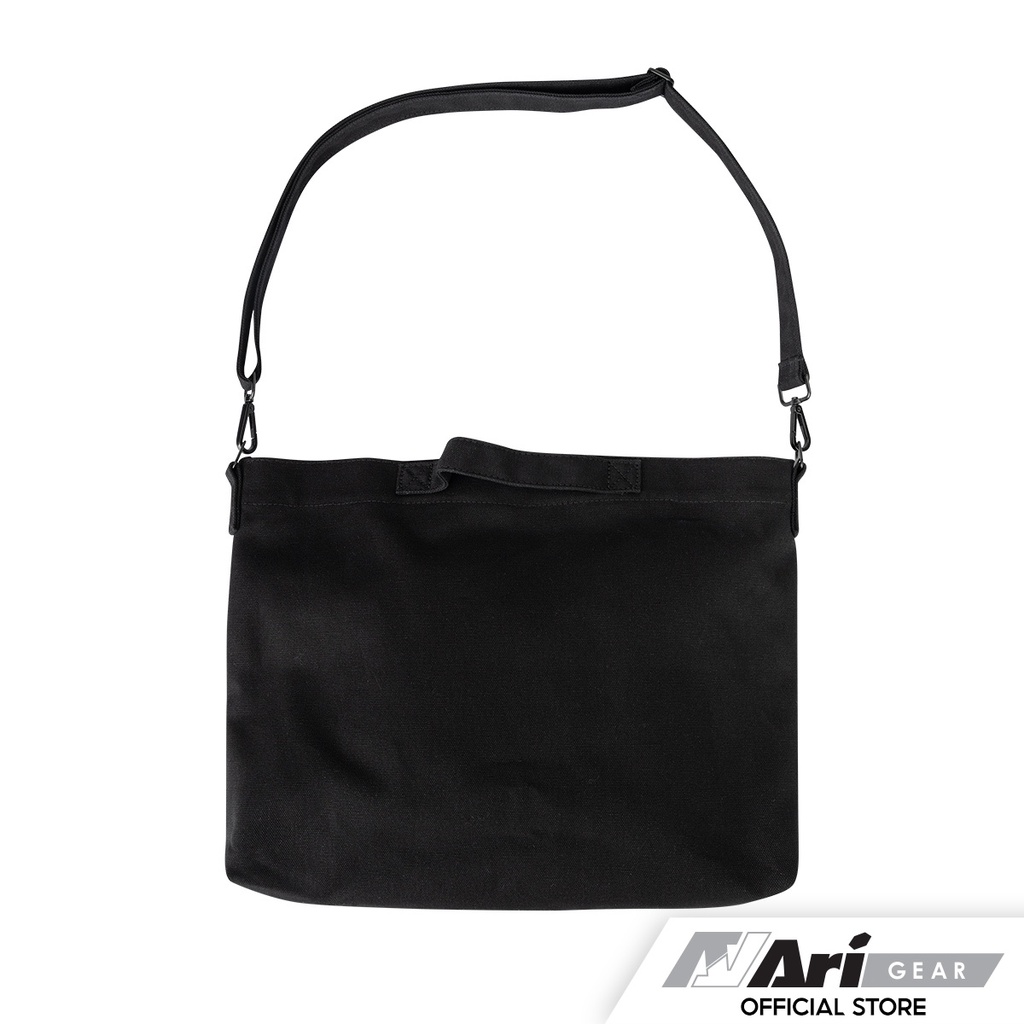 ARI SHOULDER BAG - BLACK (AHW1197-01) กระเป๋าสะพายไหล่ อาริ SHOULDER BAG สีดำ