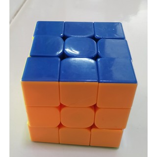 Rubik รูบิค 3X3 ของแท้ ลื่นหัวแตก ขอบดำ แถมแท่นวางรูบิก ของเล่นเด็ก ลูบิคของเล่นเสริมพัฒนาการ แถมสูตรการเล่น