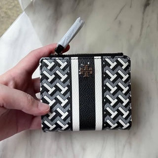 (ผ่อน0%) TORYBURCH T ZAG MINI WALLET 64283 กระเป๋าสตางค์แบบ 2 พับ สีดำ ใบเล็ก