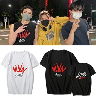 เสื้อยืดแขนสั้นลําลอง พิมพ์ลาย Kpop StrayKids THE VICTORY แฟชั่นฤดูร้อน สําหรับผู้ชาย และผู้หญิงS-5XL