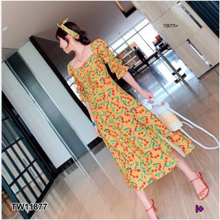 MF11877🍓
Maxi Dress แม็กซี่เดรสคอกว้าง ผ้าไหมอิตาลี่ พิมพ์ลายเชอร์รี่ อกรูดเชือกผูก กระโปรงด้านหน้าผ่าสูง