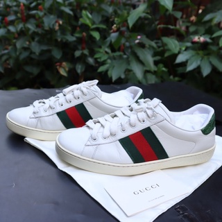 #SH8919 Used – GUCCI Sneaker ไซส์40 (25cm.) รองเท้ากุชชี่ยอดฮิต ในตำนาน