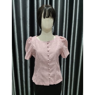 เสื้อผ้าไทย ลูกไม้ มือ 1 สีชมพูอ่อน