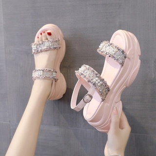 Hot Sale รองเท้าแตะผู้หญิงแบบสายรัดรองเท้าแพลตฟอร์มแบบใหม่แมทช์ลุคง่ายเพิ่มความสูงรองเท้าผู้หญิงรองเท้านักเรียน