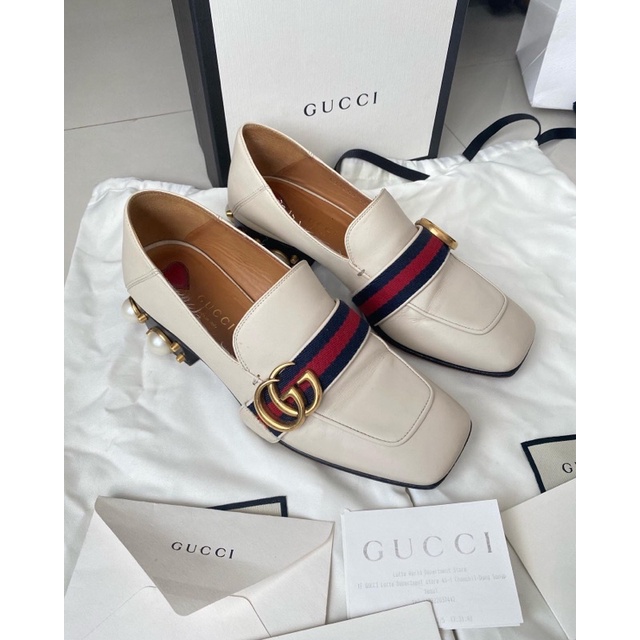 Like new Gucci loafer shoes size 35🔥