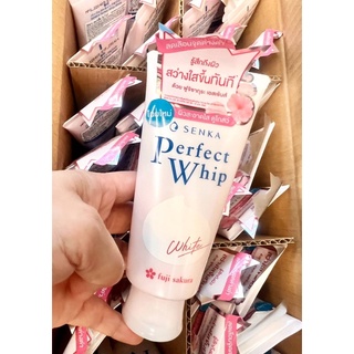 Senka Perfect Whip White 100g. วิปโฟมล้างหน้า