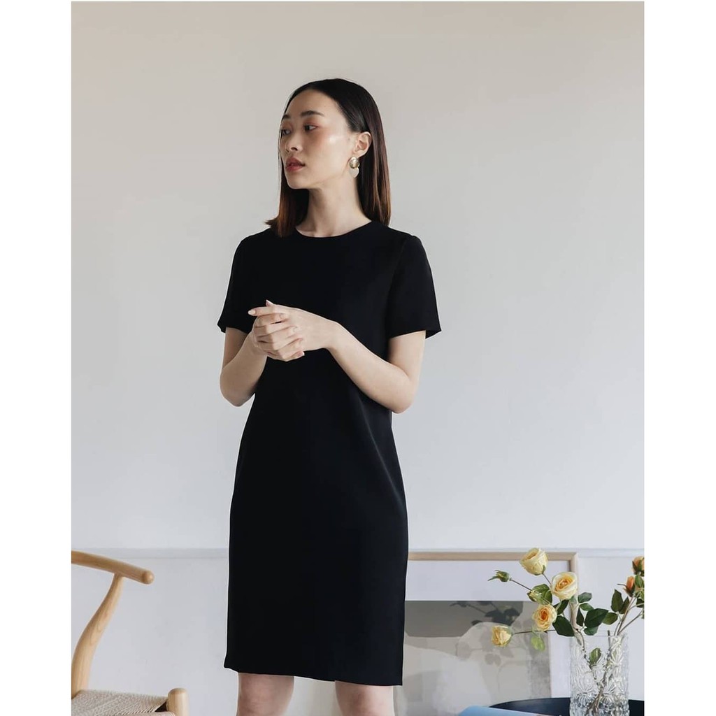 Short sleeve dress (D03) ชุดเดรสแขนสั้น สีดำ