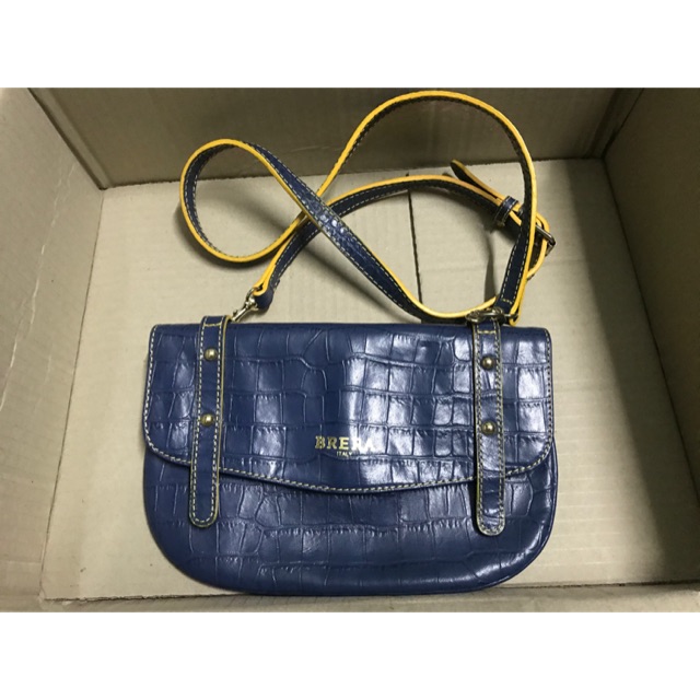 กระเป๋าสะพายข้าง BRERA ITALY