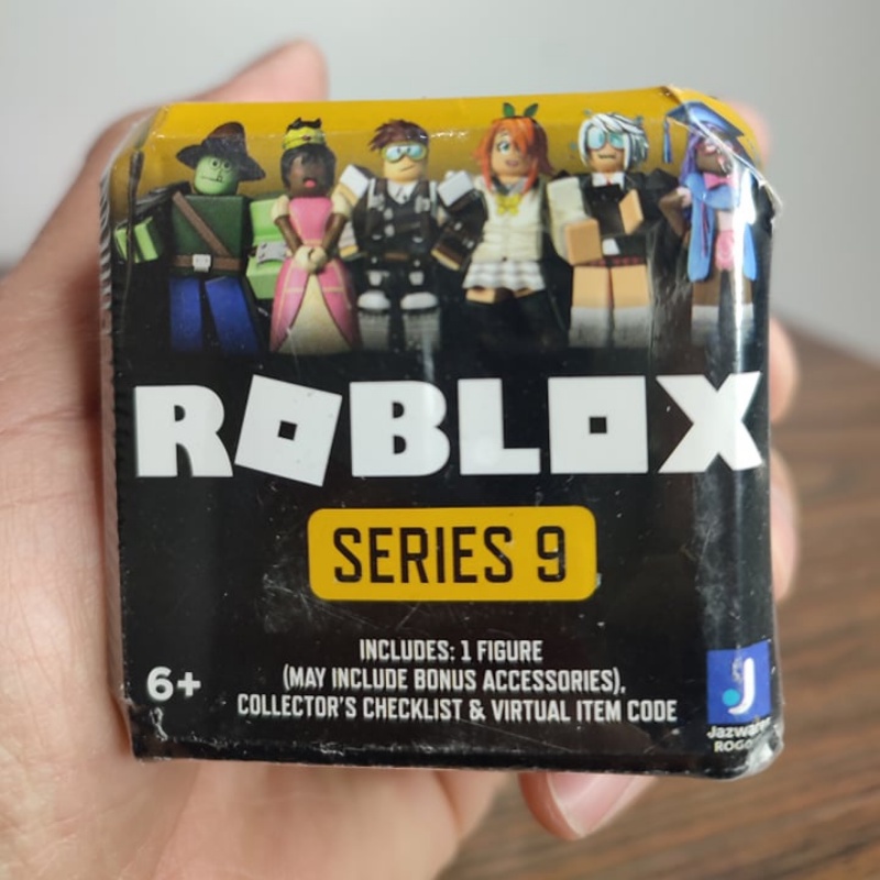 Roblox Toy Box Series 9 Celebrity ของแท้ มีรหัส