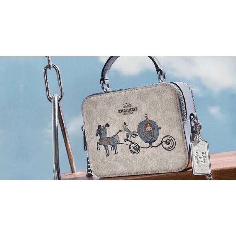 พร้อมส่ง🔥ถูกที่สุด กระเป๋าสะพาย coach โค้ช ม้า 🐎  Disney x coachขนาด 7นิ้ว