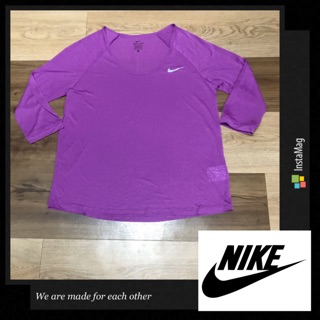 มือ1🌹เสื้อกีฬา NIKE สีม่วง DRI-FIT ของแท้