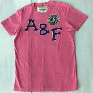 Abercrombie&amp;fitch ของแท้ เสื้อยืดคอกลม สีชมพู ผู้ชาย มือหนึ่ง ของใหม่ มีไซด์เท่าที่โชว์