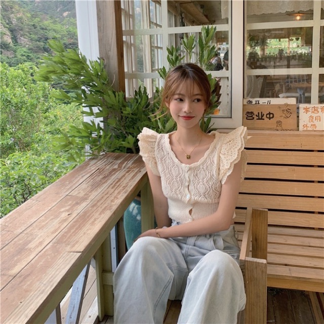 เสื้อ ไหมพรมสไตล์เกาหลี ผ้านิ่ม ใส่สบาย กระดุมหน้าตัดแต่งแขนด้วยลูกไม้ ...