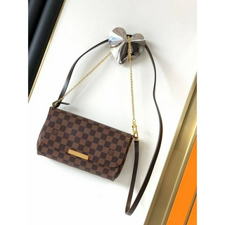 กระเป๋า LOUIS VUITTON FAVORITE  ACCESSORIES BAG  งาน Vip