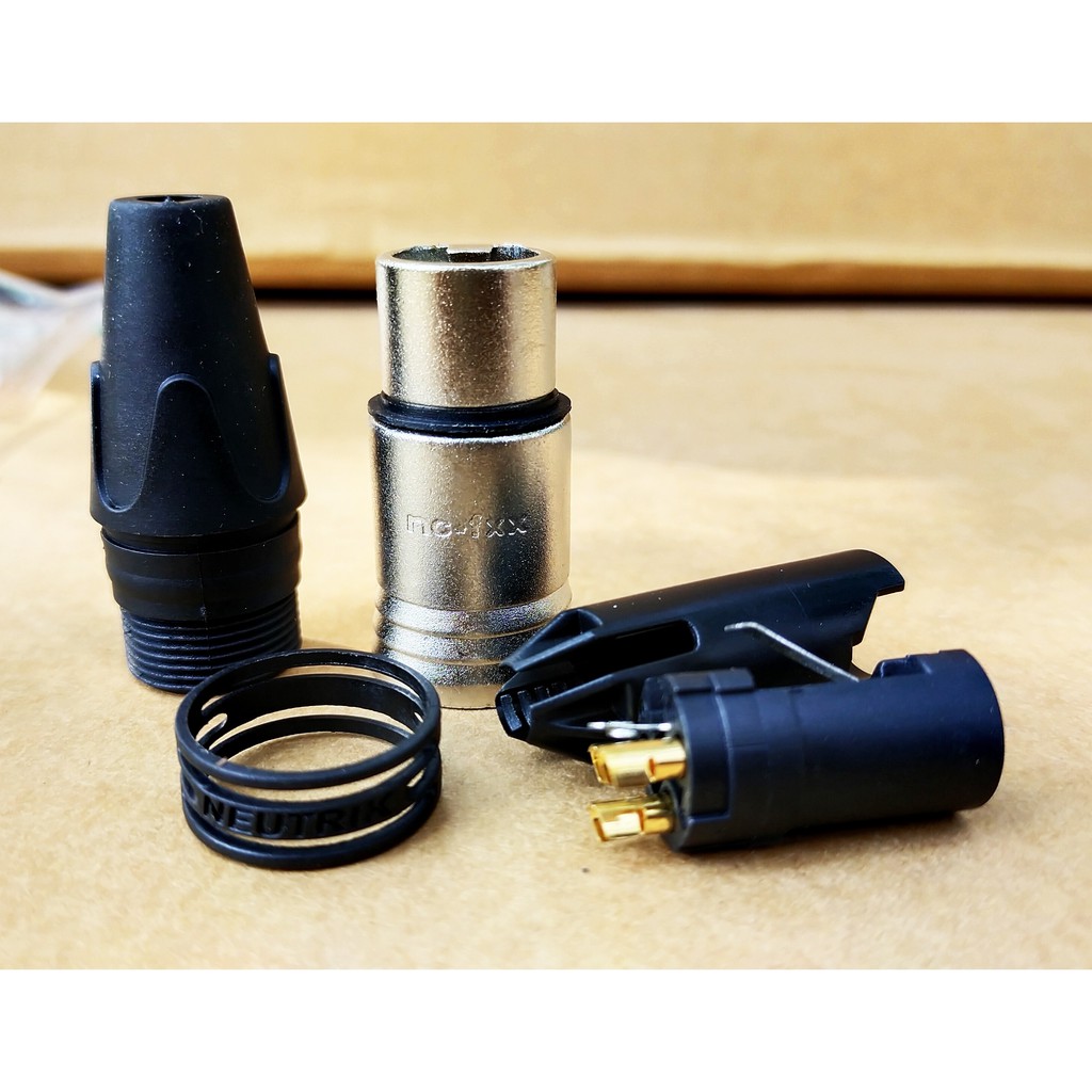 หัวXLR เมีย (1ชุดมี 4 ชิ้น)อย่างดี