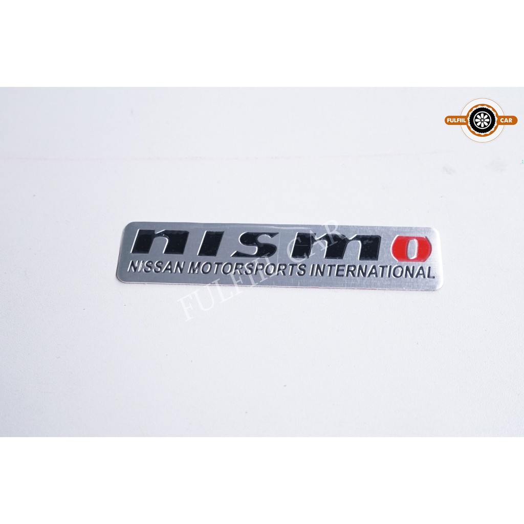 สติ๊กเกอร์Nismo พื้นสีเงินตัวหนังสือสีดำ สติ๊กเกอร์สำหรับติดรถยนต์ ตกแต่งรถยนต์