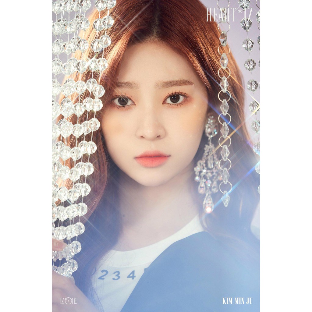 โปสเตอร์ Kim MinJu คิม มินจู IZ*ONE Izone ไอซ์วัน Poster Korean Girl Group เกิร์ล กรุ๊ป เกาหลี K-pop kpop ของขวัญ
