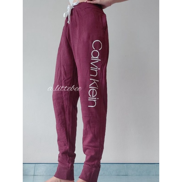 Calvin Klein French Terry Jogger กางเกงขายาว ck ใส่ได้ทั้งหญิงและชาย