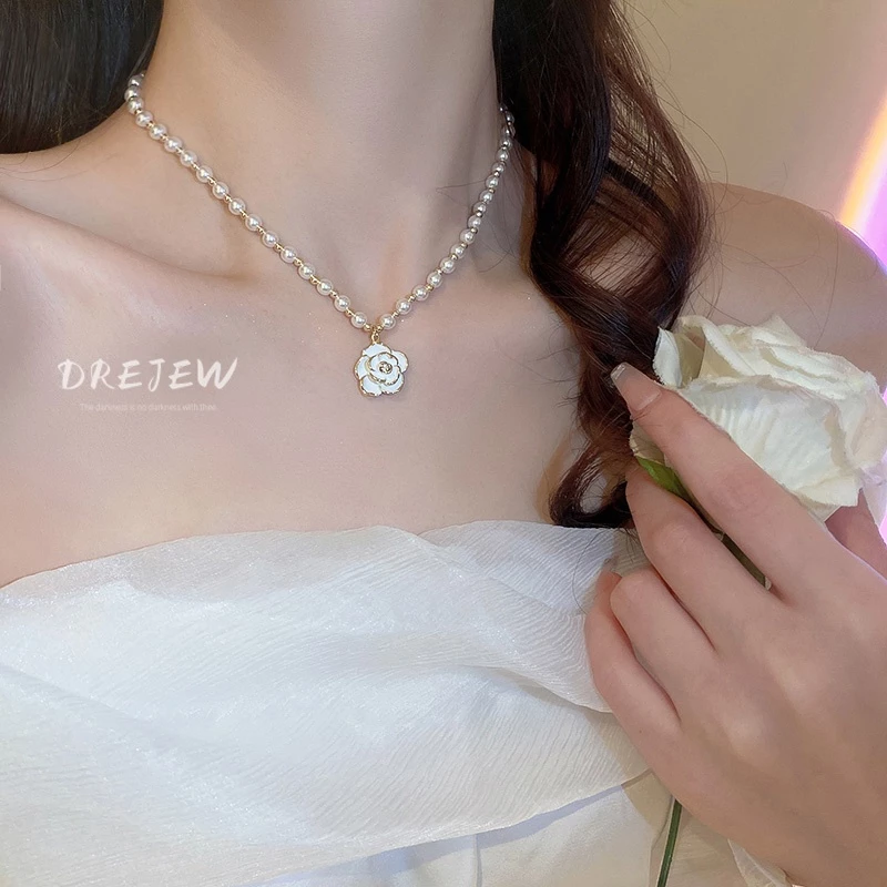 DREJEW สร้อยคอโซ่ทอง 18K จี้ไข่มุก ดอกไม้ ประดับเพชร สไตล์ฝรั่งเศส หรูหรา