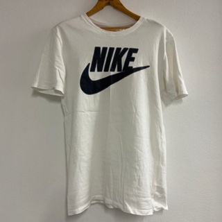 เสื้อ Nike Big Logo สีขาว ของแท้ สวยมาก