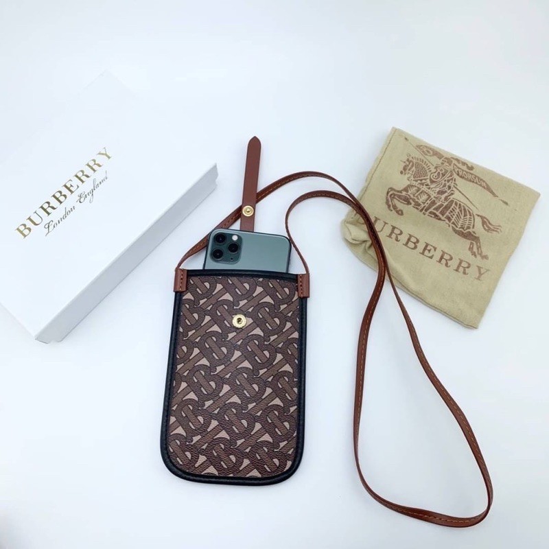 (used)BURBERRY TB LOGO MONOGRAM PRINT IPHONE CASE