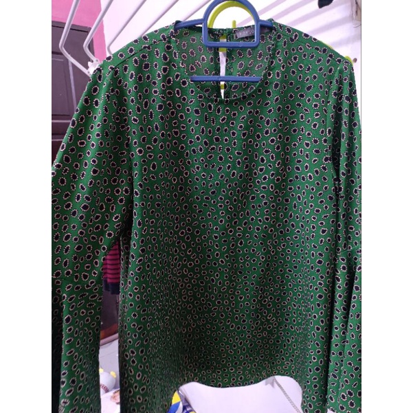 เสื้อPreloved vonda poplook