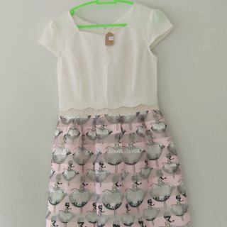 Sale เดรส มือ1 ป้ายห้อย ลดราคา 200