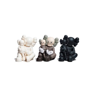 ใหม่พร้อมส่ง ของแท้ KAWS Holiday Changbai Mountain Vinyl Figure Set