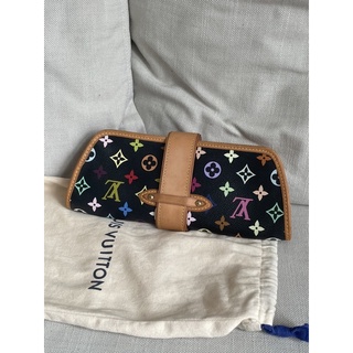 GRABITYOUROWN - Used in very good condition  Lv Shirley clutch