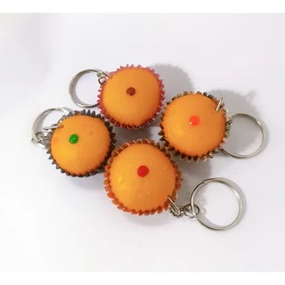 🧁🧁พวงกุญแจ​คัพเค้ก ขนมคัพเค้ก พวงกุญแจแฮนด์เมด🧁🧁