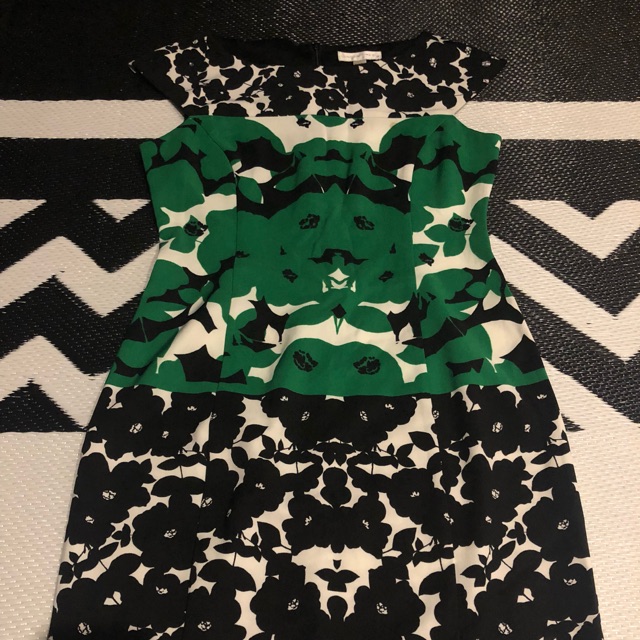 เดรส London Times size 6