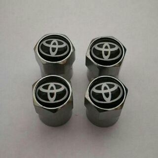 จุกลมยางรถยนต์ พร้อมโลโก้ Toyota 1 ชุด (4 อัน) - Car Tire Valve Caps