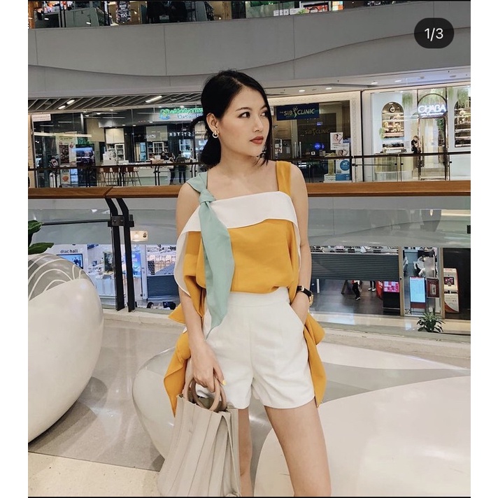 Me.instyle เสื้อปีกผีเสื้อ สีเหลือง (Used)
