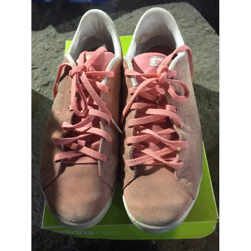 รองเท้า adidas neo สีชมพู