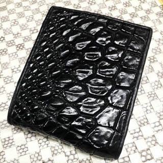 crocodile skin leg  bifoldwallet กระเป๋าสตางค์จระเข้