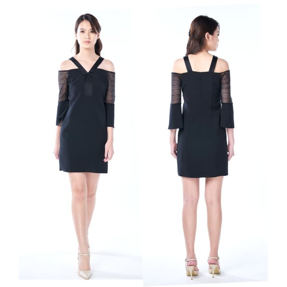 Hajime : V neck off Shoulder Dress
