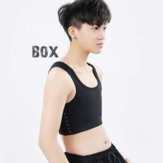 เสื้อกล้ามทอมbox ครึ่งตัว สีดำ