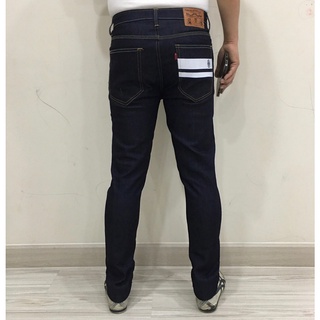 Denim Jeans กางเกงยีนส์ขายาวผู้ชาย รุ่น CH55D ขาเดฟ ผ้ายืด สีน้ำเงิน เป้ากระดุม สกรีนลายกระเป๋าหลัง ทรงสวย เท่ห์