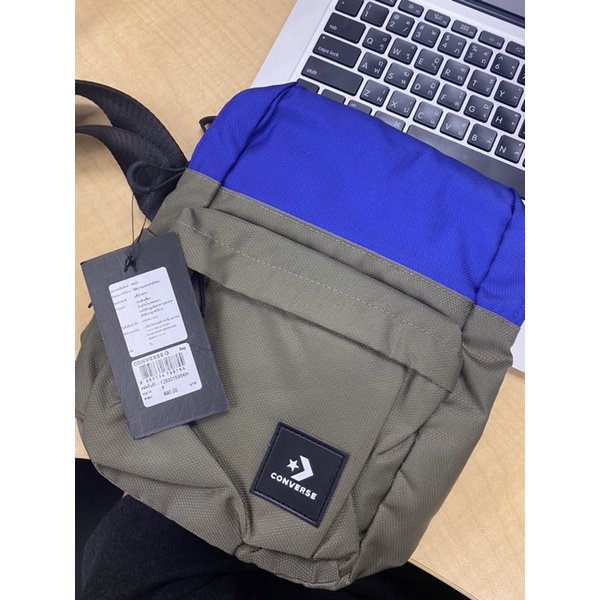 กระเป๋าสะพายข้าง Converse