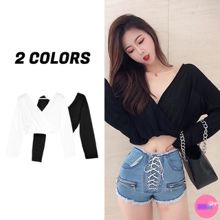 🚩Sale80%🚩เสื้อครอปแขนยาว คอวี 2 สี