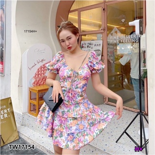 TwinsShopVip💗พร้อมส่ง TW17154 เดรสสั้นแขนตุ๊กตากระโปรงระบาย 3 ชั้น ลายดอกไม้ Short-sleeved dress with 3 layers