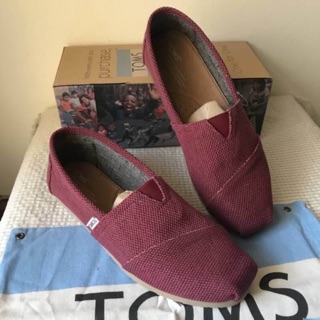 TOMS  Burgundy farrin (outlet) สีแดงไวน์