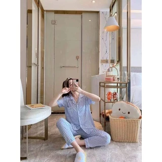 พร้อมส่ง:ชุดนอนผ้าคอตตอนลายสก๊อตแขนสั้นขายาว ชุดนอนเสื้อแขนสั้น มี กระดุม คอปก และกางเกงขายาว ลายสก๊อต สีน่ารักสดใส