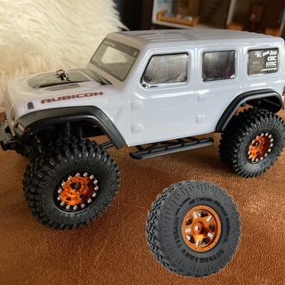 ขอบล้อโลหะ SCX24 4 ชิ้น และยาง สําหรับรถไต่หินบังคับ 1/24 Axial SCX24 90081 AXI00001 AXI00002