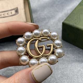 Gucci เข็มกลัดมุก แฟชั่น หรูหรา