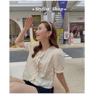 ส่งต่อ Stylist shop เสื้อลูกไม้ลุคคุณหนู💕(used once)