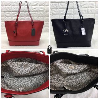 New in !!! GUESS LARGE TOTE BAG