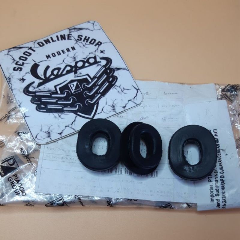 Vespa LX S LXV Side Rubber Lock / ยางข้าง Vespa / Vespa LX S LXV Body Rubber