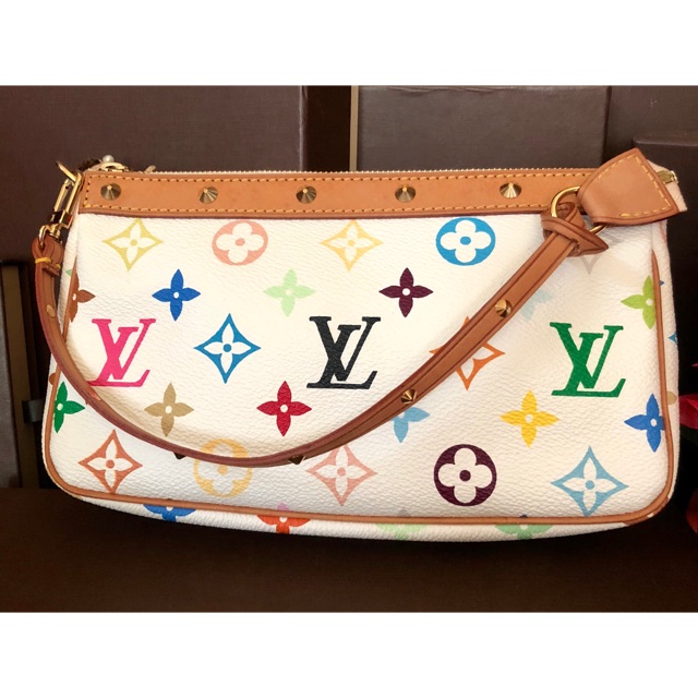 LOUIS VUITTON M92649 Pochette Accessoires Pouch Blanc Authentic Women Used